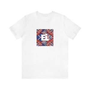 Gina di L'amore, the Italian streetwear designer from the 1990s, quickly gained popularity with her unique style of modernizing vintage pieces with her own creative twist. Her designs were heavily influenced by the urban culture of her-Tee