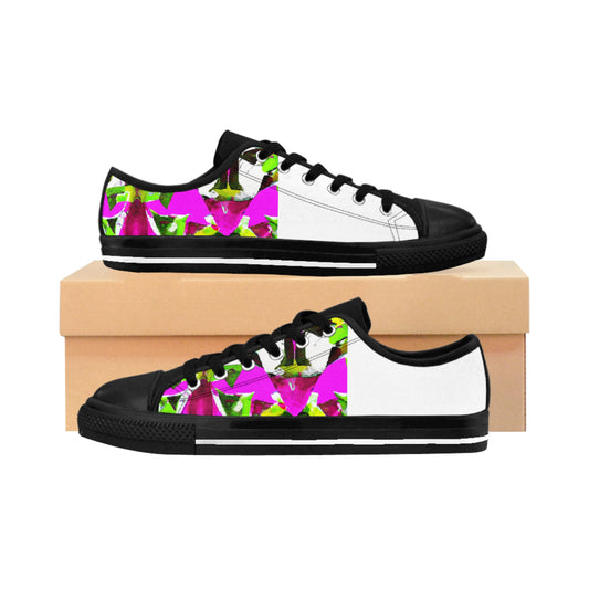 Carolina García-Roca de Castañeda, an acclaimed Spanish shoe designer in the 1500s. She was born into a wealthy family in Madrid and began working in her father's shoe-making shop as a young girl.-low top