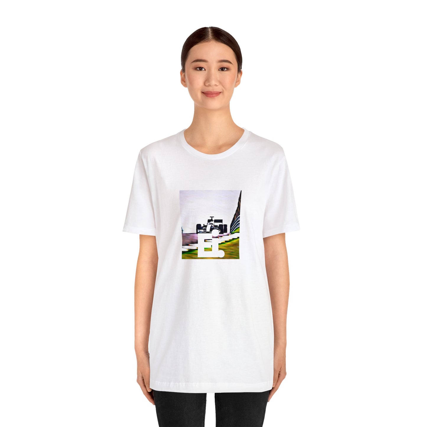 Name: Alessa Marino
Background: Alessa was born in Palermo, Sicily, and grew up in the artistic city of Florence. As a youngster, she was passionate about fashion, inspired by the streetwear and urban scene-Tee