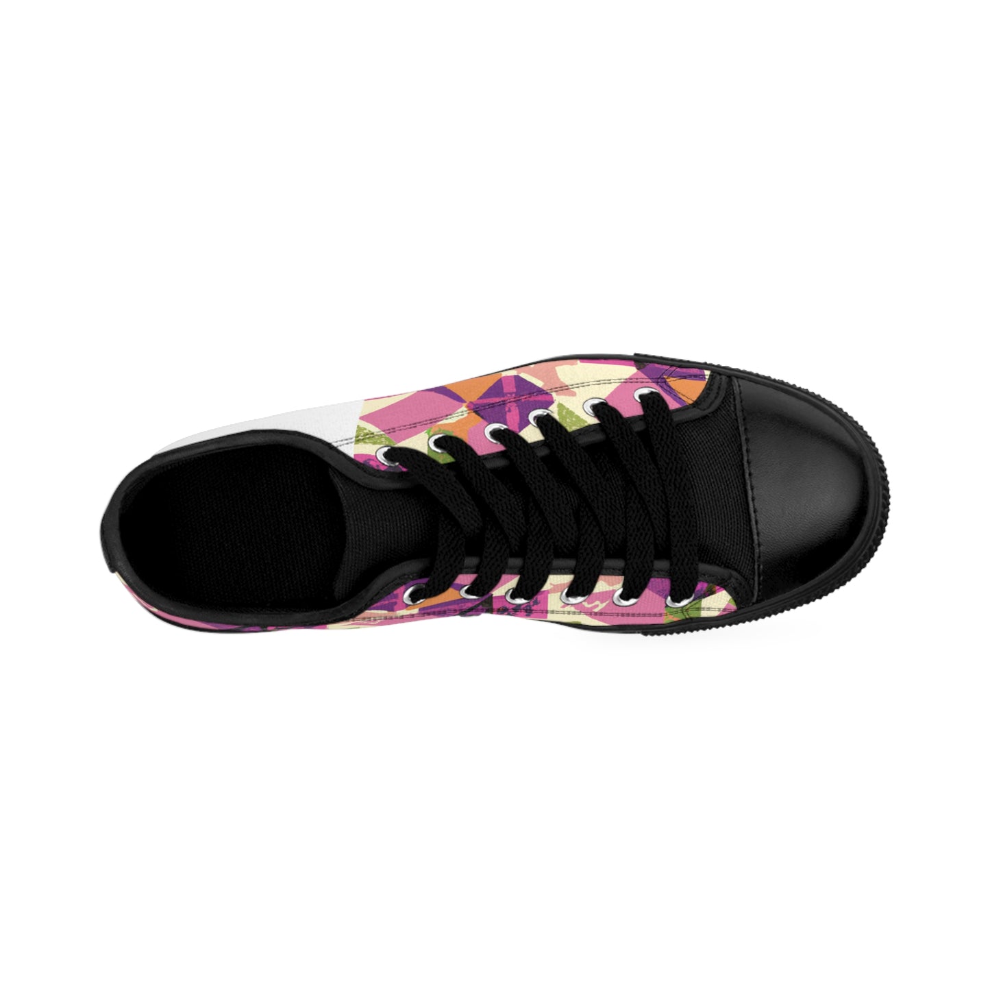Manuel de Aragona is an imaginary shoe designer from the 1500s in Spain. He gained acclaim while working as a cobbler at the royal court of King Philip II. Manuel become well-known for his custom designs that utilized-low top