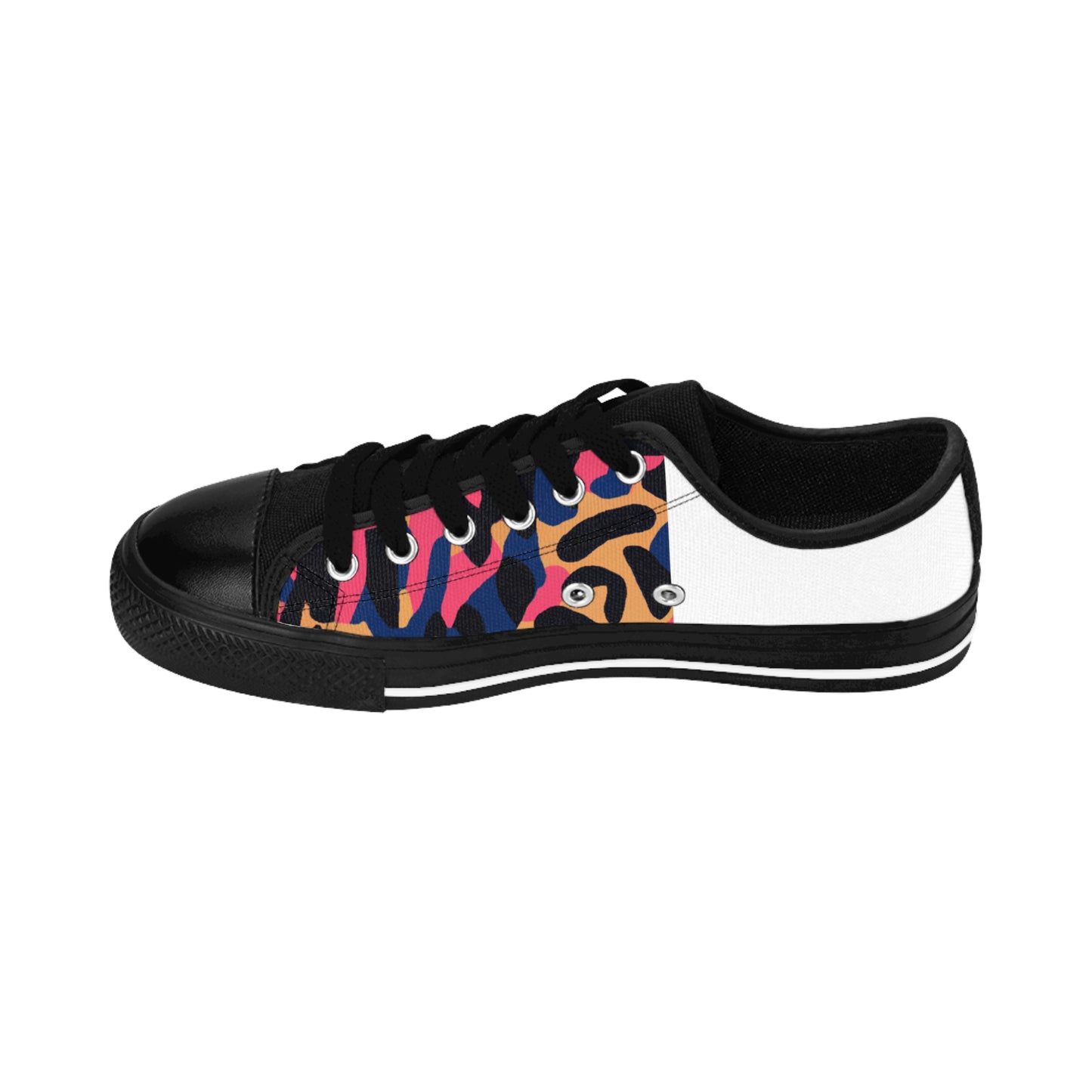 Esteban of Toledo was a pioneering shoe designer from 16th century Spain who created one-of-a-kind designs for the aristocracy of the time. Working from his small workshop in Toledo, Esteban crafted beautiful leather shoes that-low top