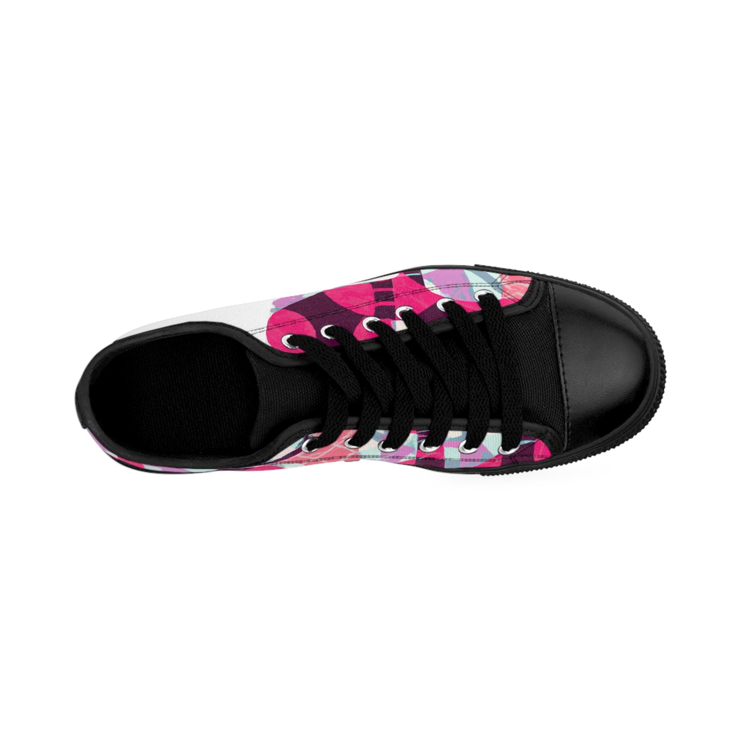 Manuel de Malhaya, a Spanish shoemaker renowned for his exceptional creations dating back to the 16th century. He was best known for crafting its delicate designs in leather and intricate details with rare fabrics, weaving in subtle embellishments-low top