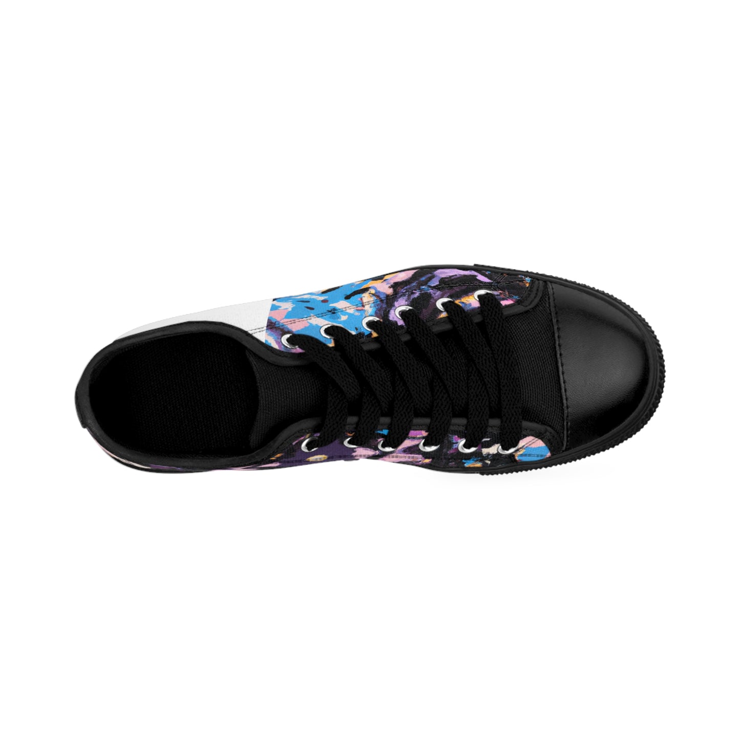 Magdalena de la Peña was an innovative shoe designer from Spain in the 1500s. She was a renowned expert of leather, velvet, and exotic fabrics and created some of the most sought-after shoes of her time. With her-low top