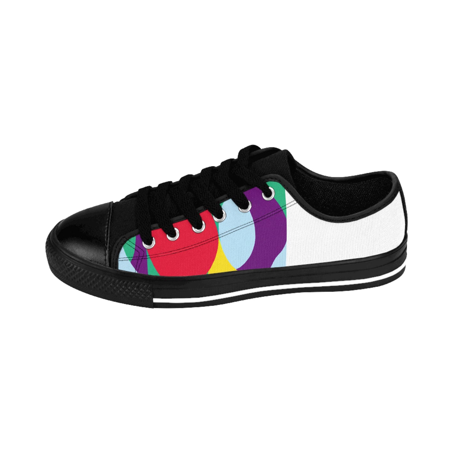 Manuel de Leon, a wealthy landowner from Granada, Spain in the 1500s. He produced the most fashionable and luxurious shoes of the era, made with high-quality leather and handcrafted designs. He was known for his attention-low top