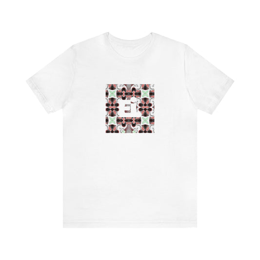 Fabiola Valentina from Milan, Italy. Fabiola is a female streetwear designer whose fashion focus is on vibrant colors and bold patterns. First starting out in the 90’s, Fabiola was one of the few female streetwear-Tee