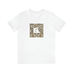 Elisa Mastriani, an Italian streetwear designer from the 1990s. She was inspired by her homeland’s vibrant colors, her natural love of fashion, and the raw potential of streetwear. Elisa opened her own boutique-Tee