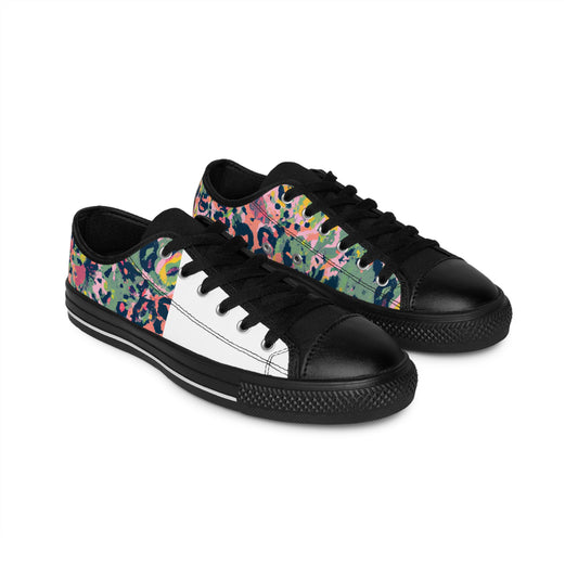 Tomás García
Tomás was a renowned shoe designer from Castile, Spain in the 1500s who specialized in custom leather designs, often crafted from luxurious buck and reptile skins. He gained fame for his impeccably crafted creations-low top