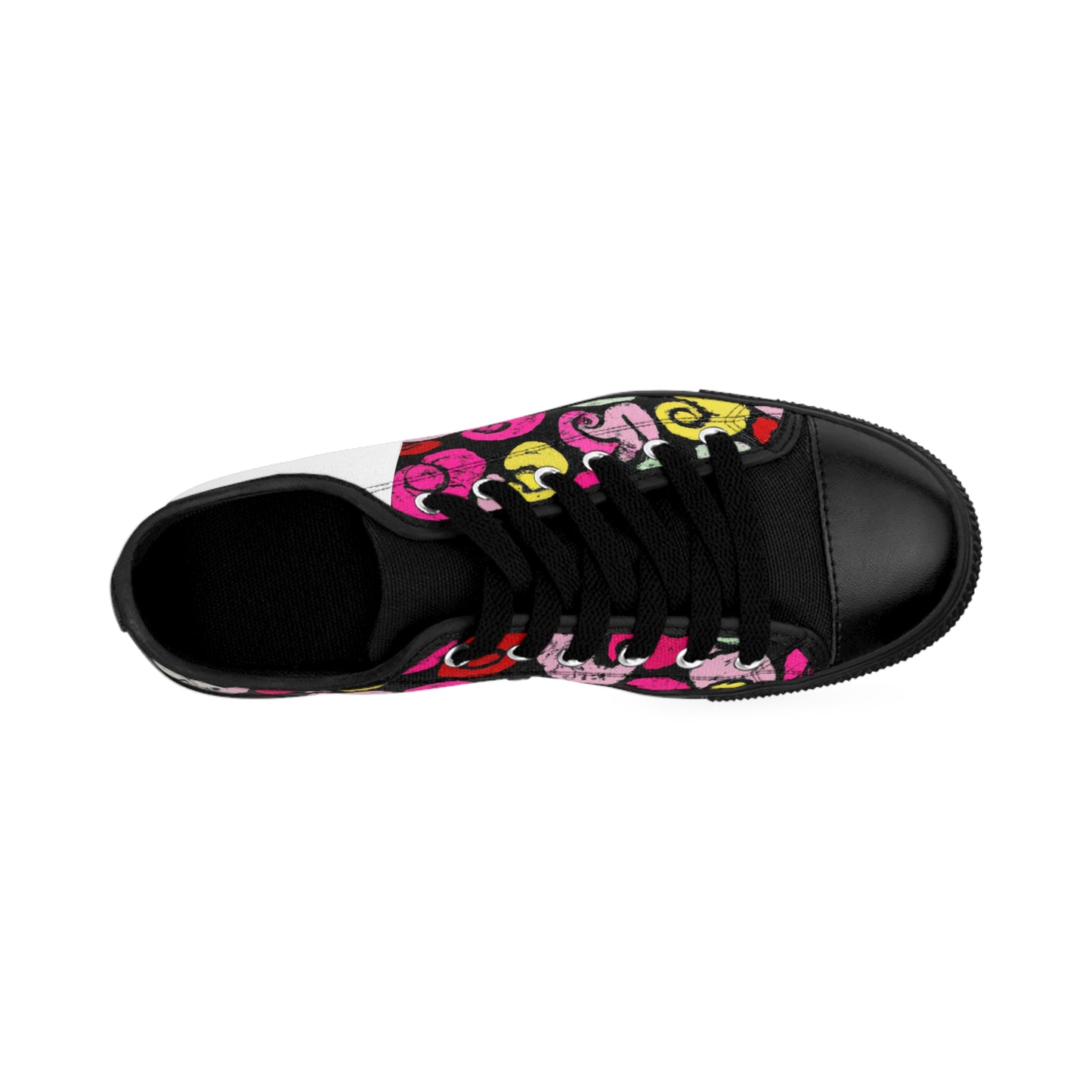 José de Almodóvar
José de Almodóvar was an iconic shoe designer in 16th century Spain. He was especially renowned for his craftsmanship and skillful eye for intricate details. José worked-low top