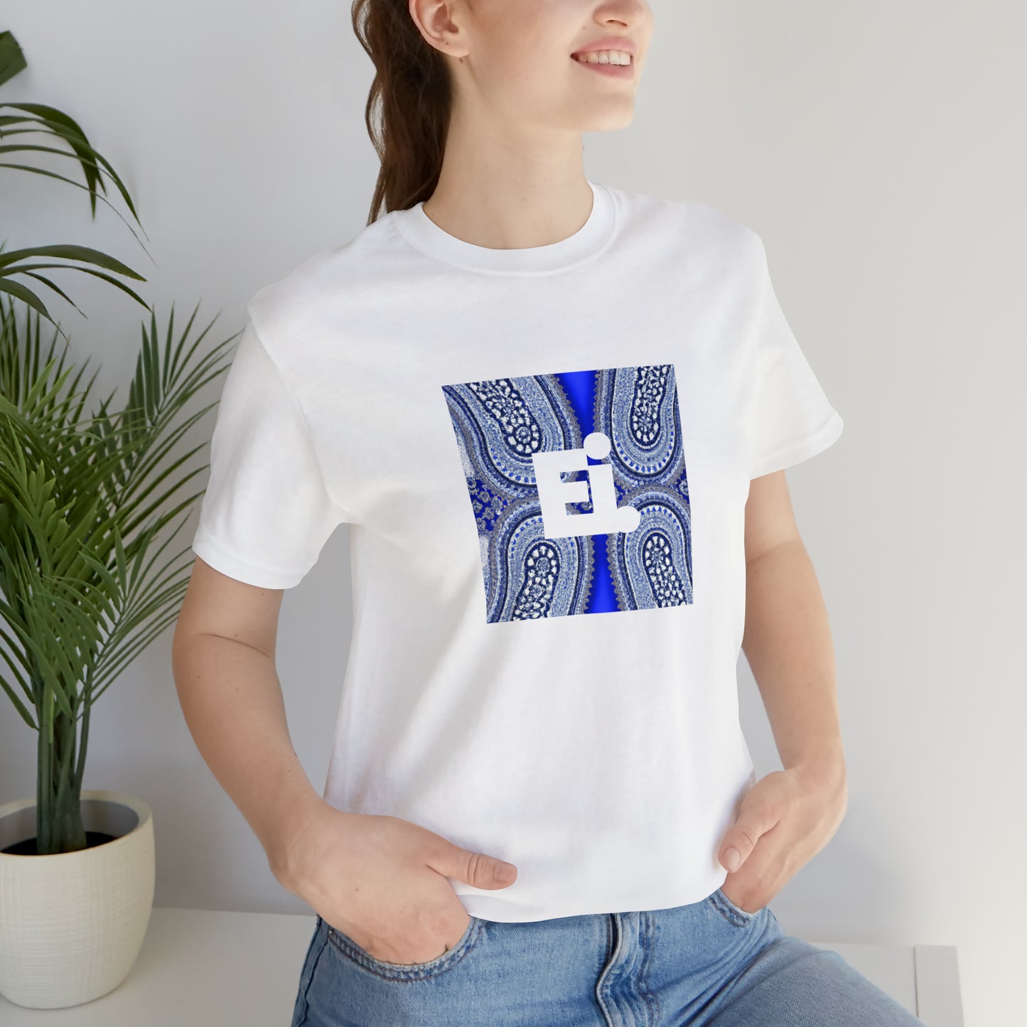 Federica Rossi, a female streetwear designer from Italy in the 1990s. She was known for her bold designs that combined traditional silhouettes with daring colors and innovative fabrics. Her signature look was the oversized hoodie, which was often-Tee