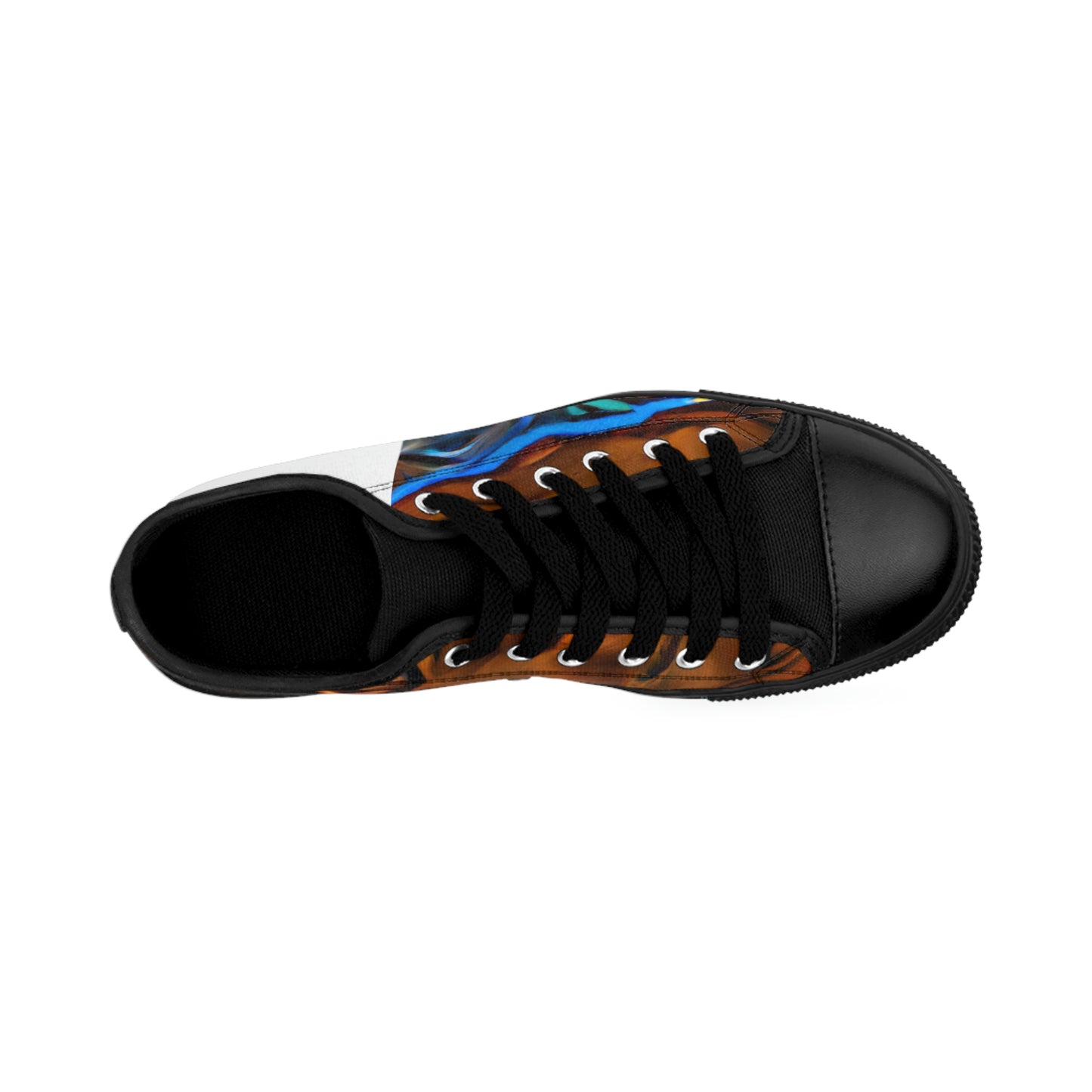 Sancho Manzano – A renowned Spanish shoe designer from the 16th century. He was renowned for his creativity and use of traditional Spanish styles, combining traditional leather with gold and silver embellishments. He was known for making high--low top