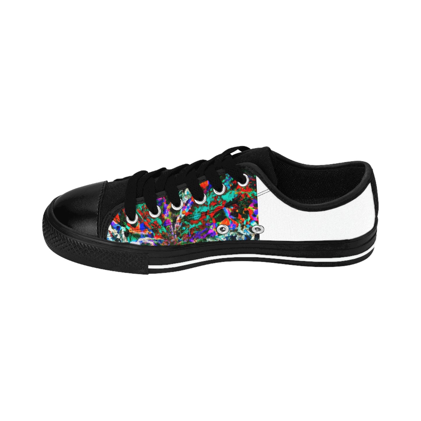Miguel de la Fuente. A Spanish cobbler from the 1500s, Miguel de La Fuente is known for his avant-garde take on traditional Catholic footwear design. He takes inspiration from the rich history and culture-low top