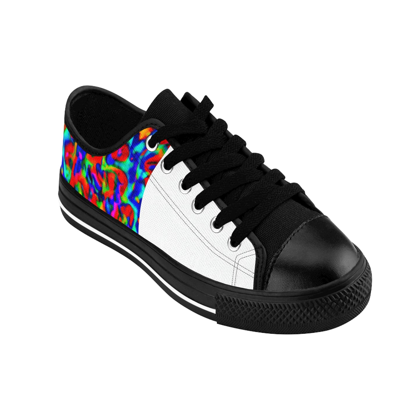 Matilde de la Fuente, a female shoe designer from Spain in the 1500s. Matilde enjoyed combining Spanish and Moorish influences in her shoes and experimented with new types of leathers and fabrics. Many of her shoes featured intricate embro-low top