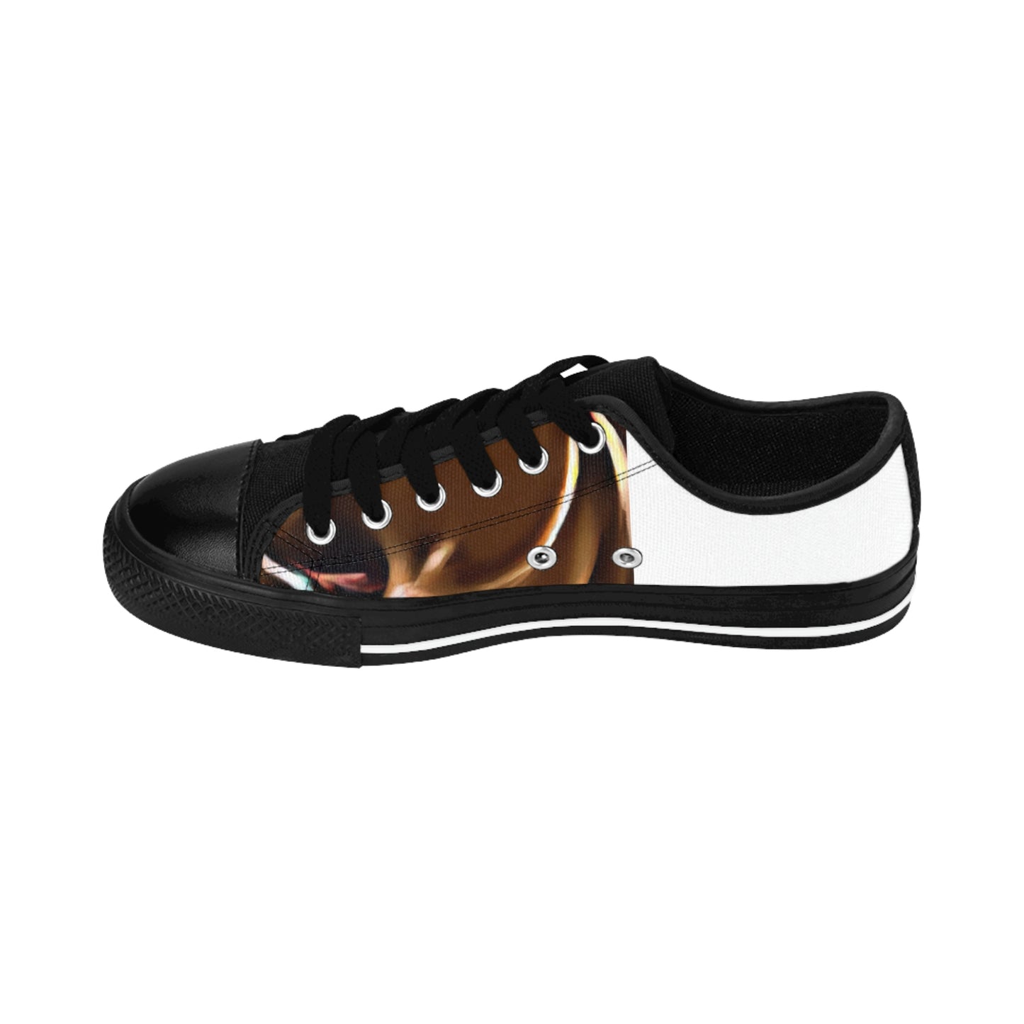 Miguel de Botines, an ambitious shoemaker living in 16th century Spain. He specialized in handcrafted custom shoes for the aristocracy of the country, made from only the best materials and most unique designs. He gained notoriety for his-low top