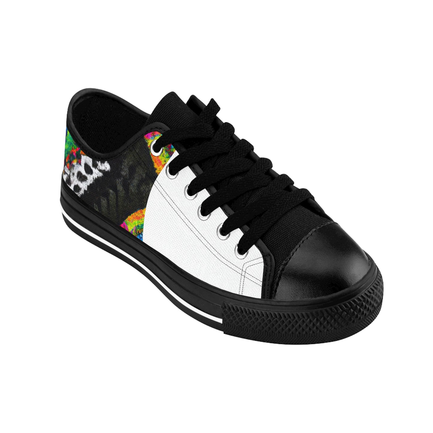 Maria de las Herraduras
Maria de las Herraduras was an expert craftsman from Spain who specialized in making custom-made leather footwear. In the 1500s she began to establish her reputation as the go-to-low top