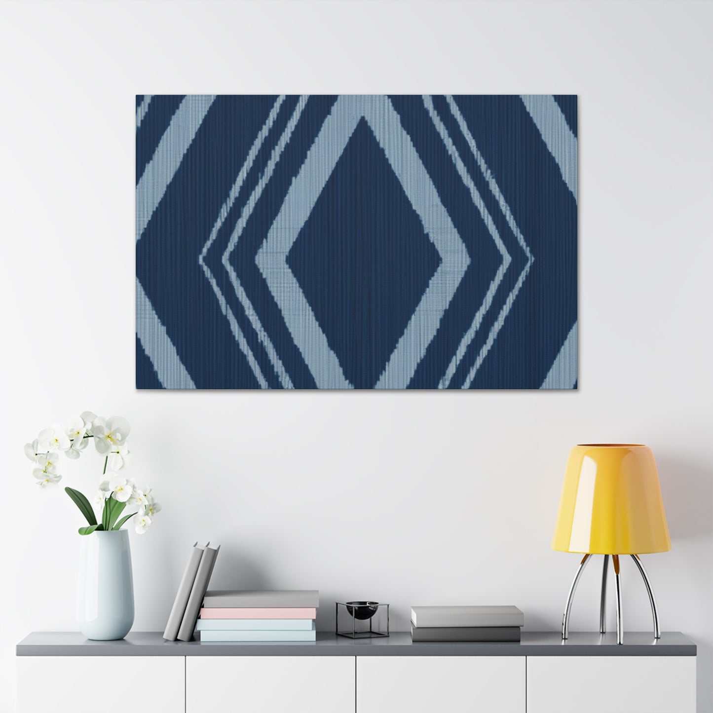 Isabella Lumière-canvas