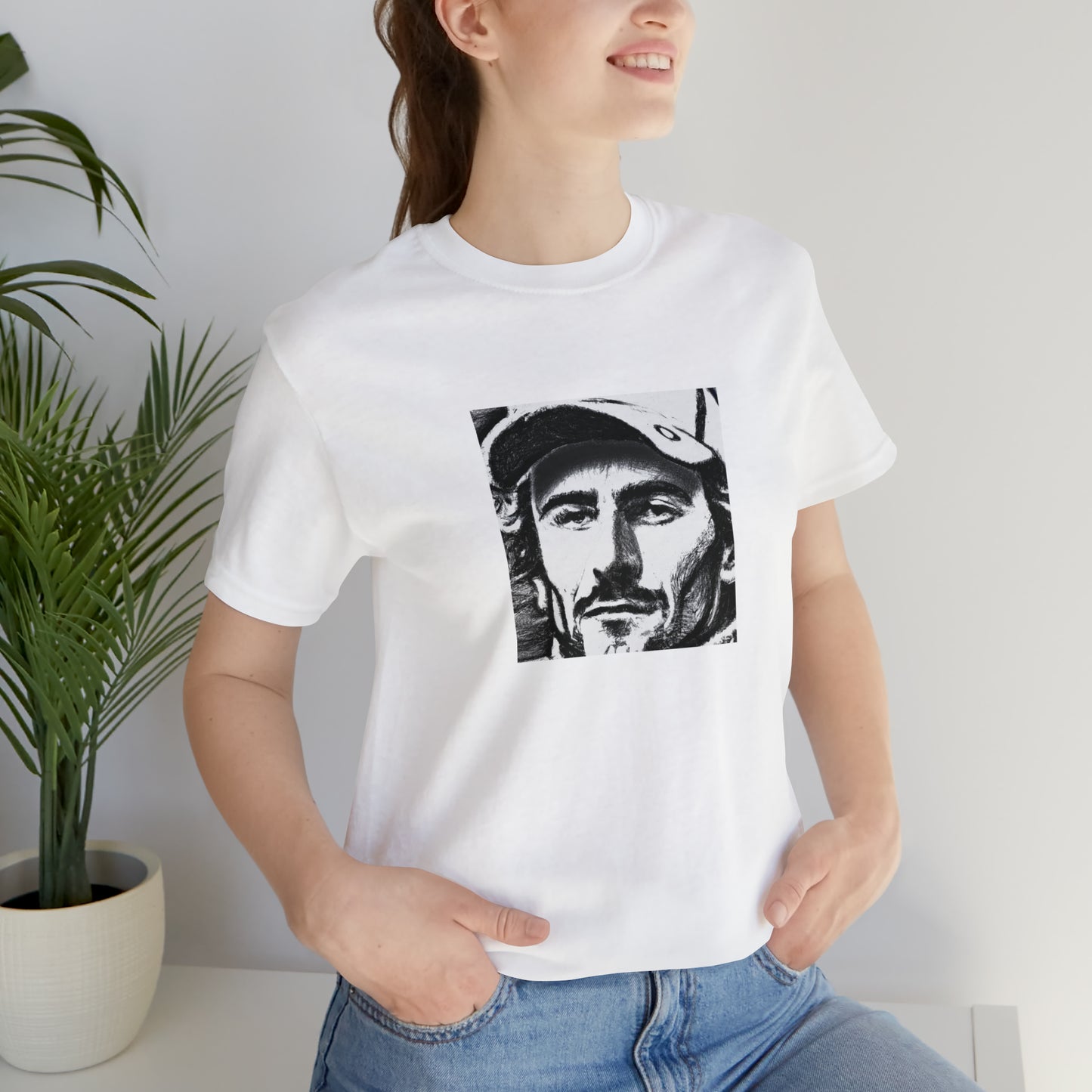 Vittorio Valente, a luxurious menswear streetwear designer from Milan, Italy in the late 1990s. His designs blended elements of classic Italian style with modern streetwear trends, creating bold and stylish looks that quickly spread throughout Europe-Tee