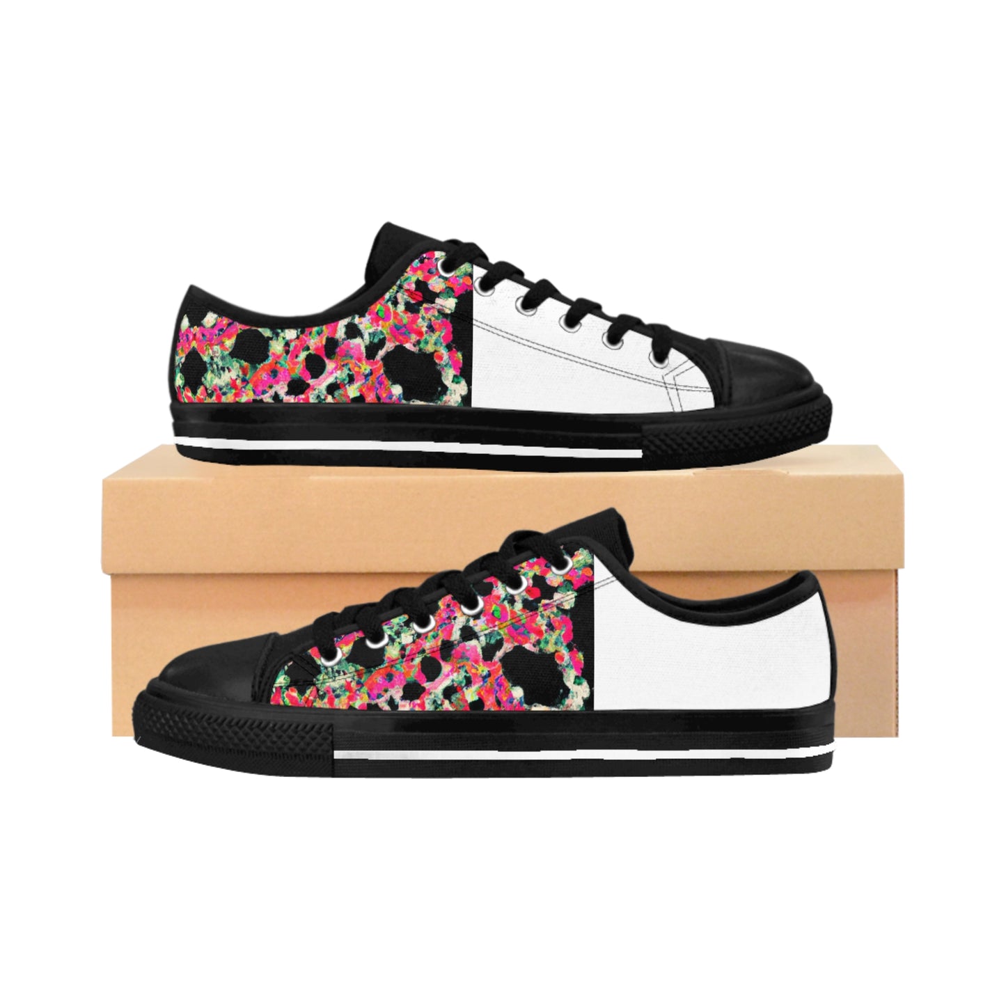 Maria La Rosa of Spain was one of the first female shoe designers of the 1500s. She was known for her original designs and craftsmanship in her exquisite work, bringing new life to the art of shoe making. She used the finest materials-low top
