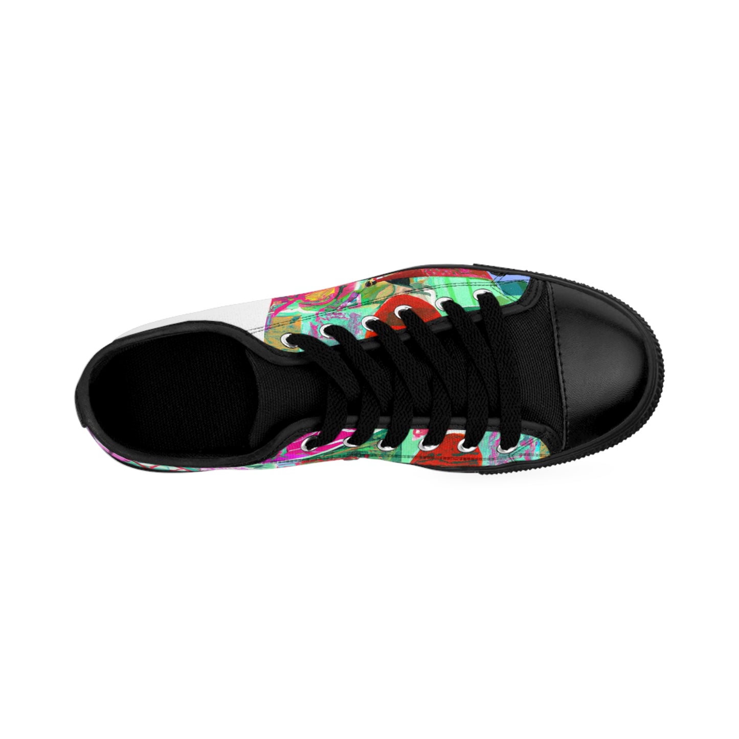 Francisco Gonzales: a renowned Spanish shoemaker from the 1500s who pioneered the use of luxurious materials such as supple leathers, intricate embroidery, and colorful adornments. Francisco gained a reputation among nobility and royalty alike-low top