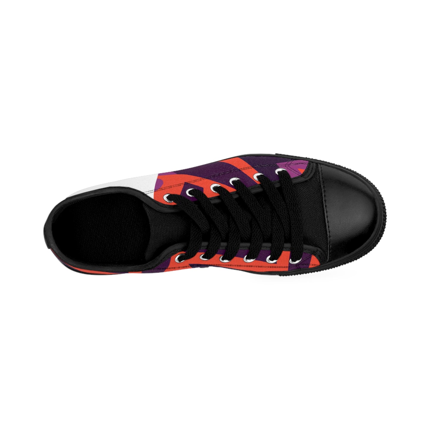 Santiago Marquez, a pioneering Spanish shoe designer from the 1500s. Growing up in the foothills of the Sierra de Guadarrama, he learned from his father how to craft beautiful, leather shoes from the finest materials in-low top