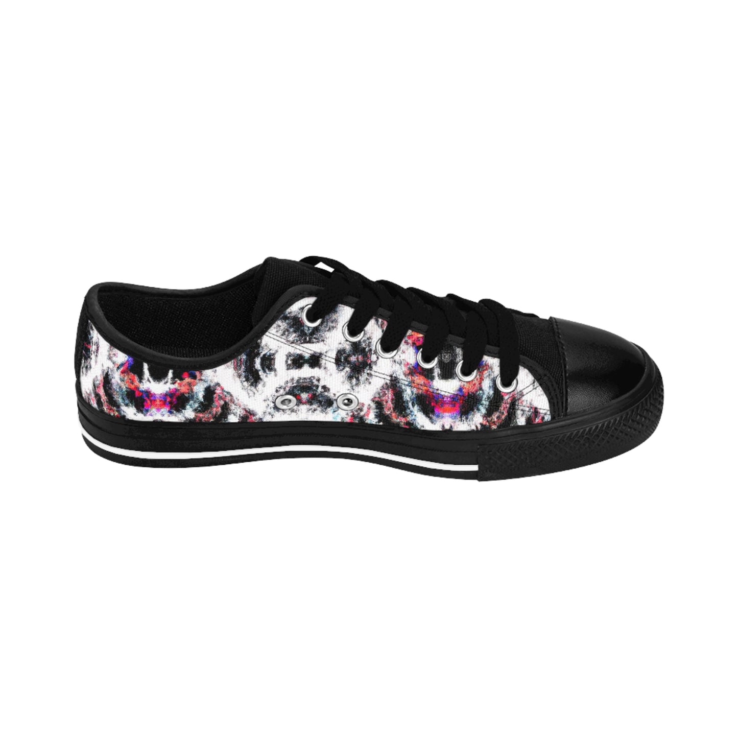 Diego de Cabás is an imaginary Spanish shoe designer and artisan from the 1500s. Diego was born in Toledo, Spain and showed an early interest in shoemaking and leatherworking. He developed a unique approach to crafting the perfect shoe-low top