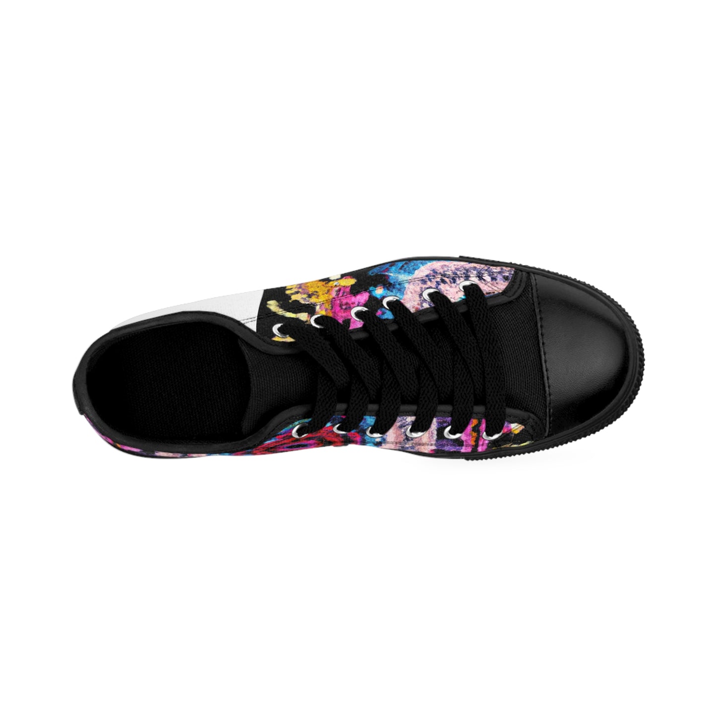 Alessandro Orozco. Born in 1536 in Valencia, Spain, Alessandro Orozco was a celebrated shoe designer during the Spanish Golden Age. He was known for his innovative designs that blended traditional Spanish styles with modern elements.-low top