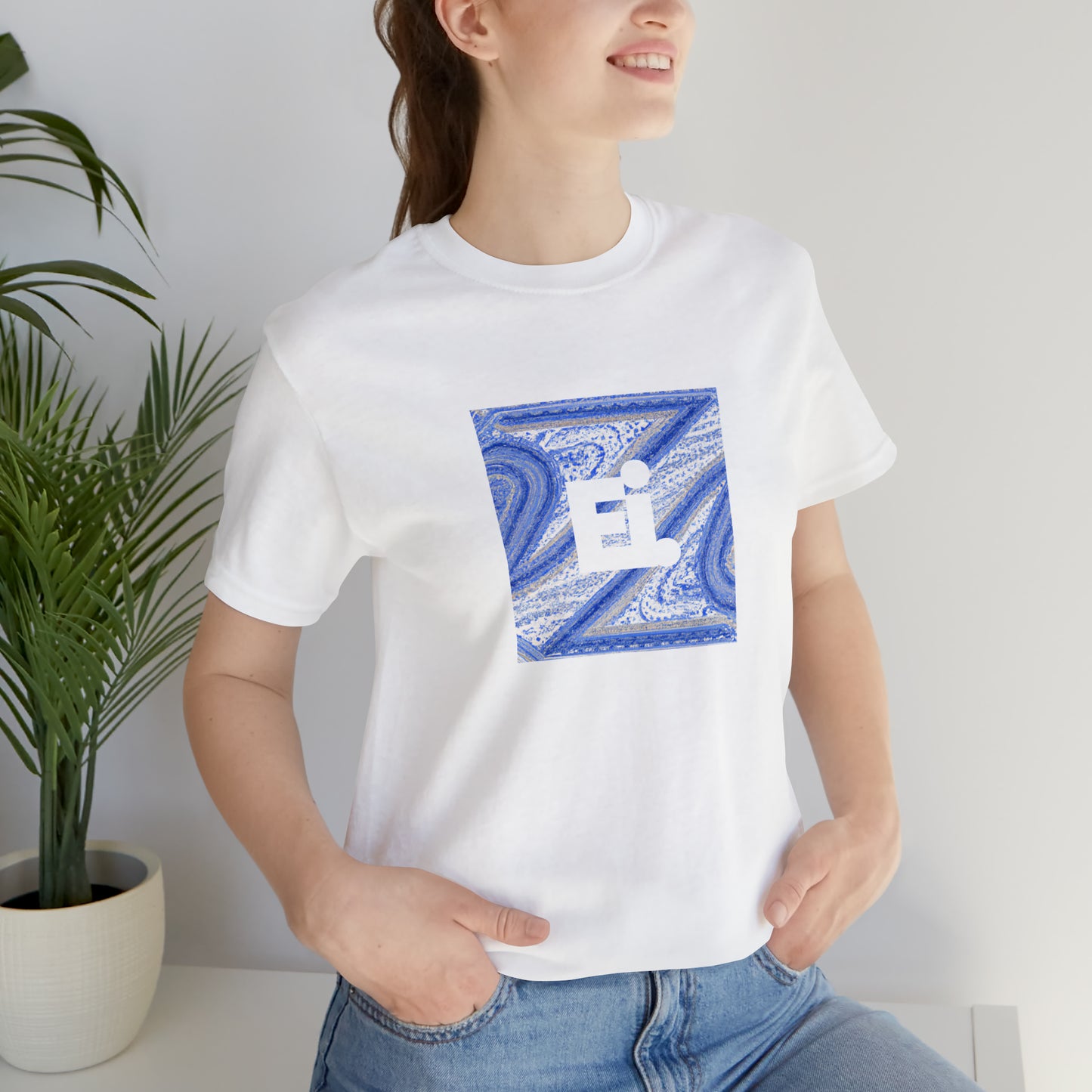 Gianna Ricci, a female streetwear designer from Italy in the 1990s. Gianna earned her stripes in the fashion industry as an up-and-coming designer when she debuted her signature streetwear collection in the early 90s-Tee