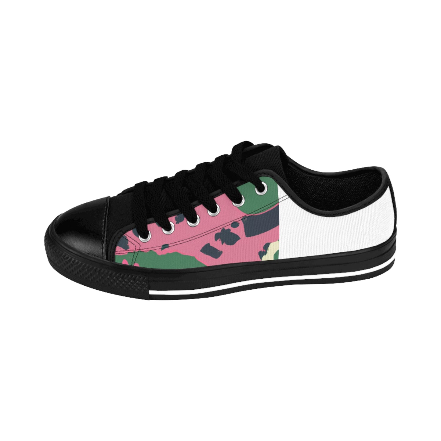 Hernán de Montejo, a male shoe designer from Spain in the 1500s. He had an eye for fashion and design that was ahead of his time. Unsatisfied with the traditional styles of the era he decided to create-low top