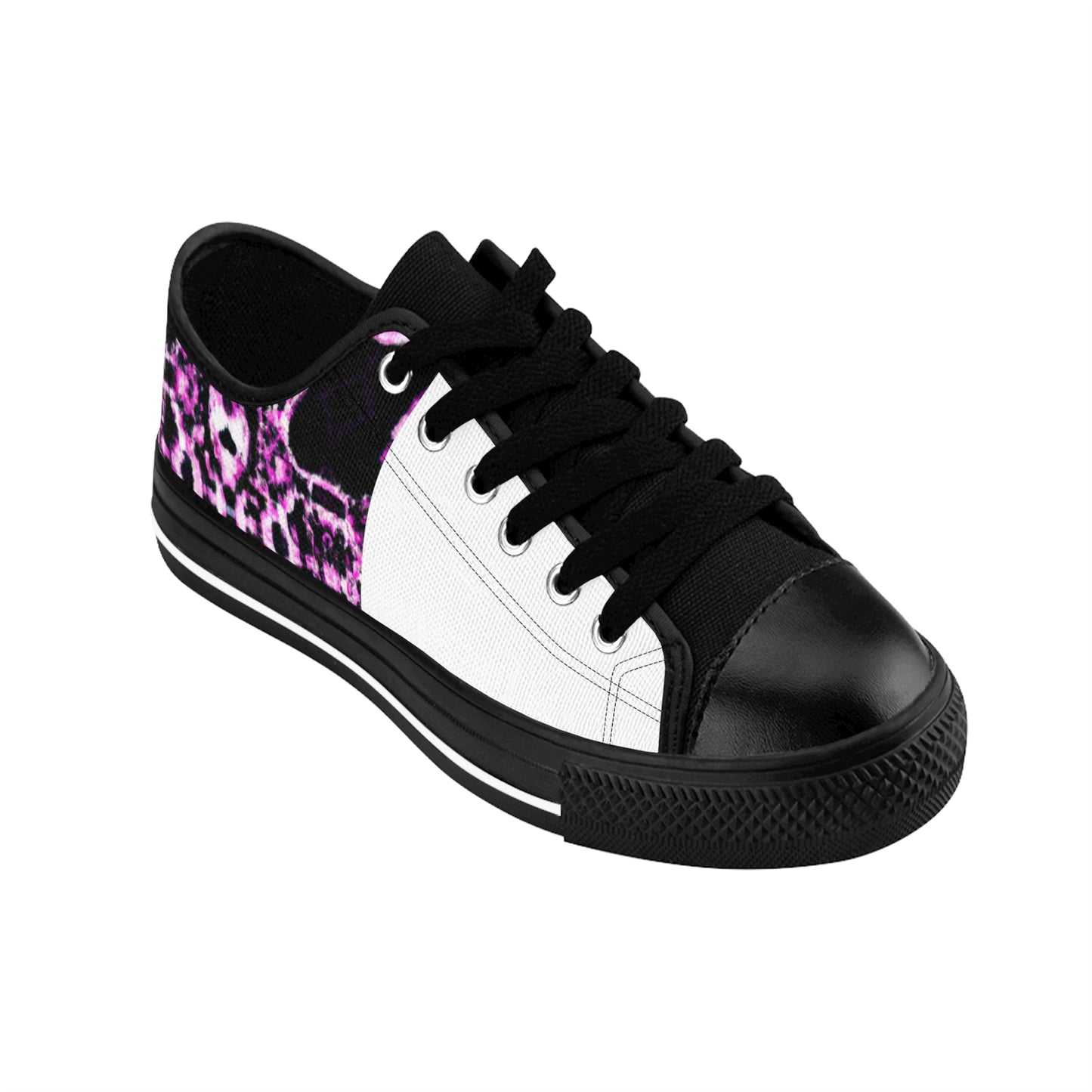 Abelardo de Molina, a Spanish shoe designer born in 1550 in Valencia, is renowned for crafting breath-taking, ornamental shoes during the height of the Spanish Renaissance. His specialty is hand-tooling elaborate designs into the-low top