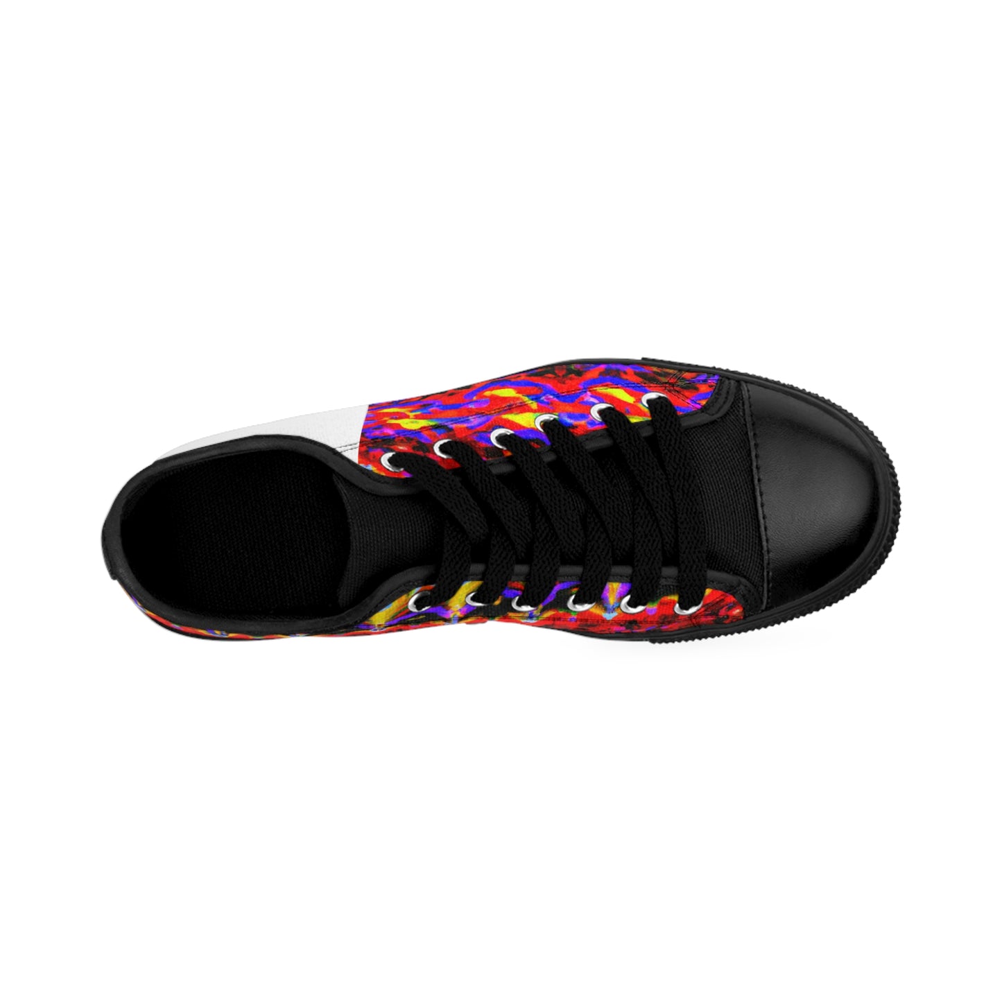 Miguel de Latorre, a renowned Spanish leather artisan from Seville. He crafted exquisitely detailed and fashionable footwear for the courtly elite of 16th century Spain. His designs featured intricate embroidery and elaborate colors.-low top