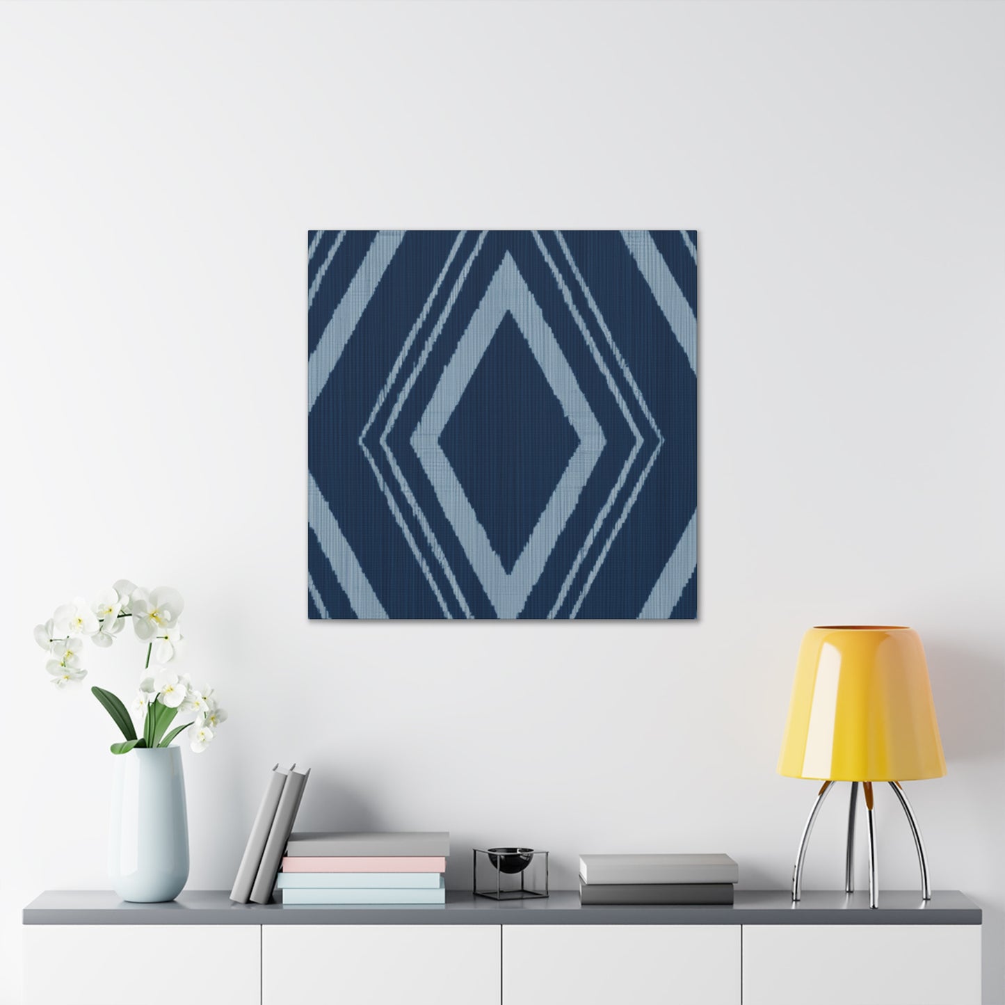 Isabella Lumière-canvas
