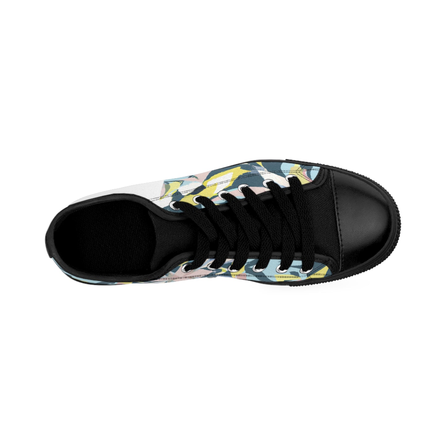 Manuel Orozco, an artisan shoemaker from the Spanish province of Sevilla in the mid-1500s. Known for his detailed and intricate leatherwork, Manuel proudly crafted elegant and luxurious shoes for Spanish royalty, the gentry,-low top