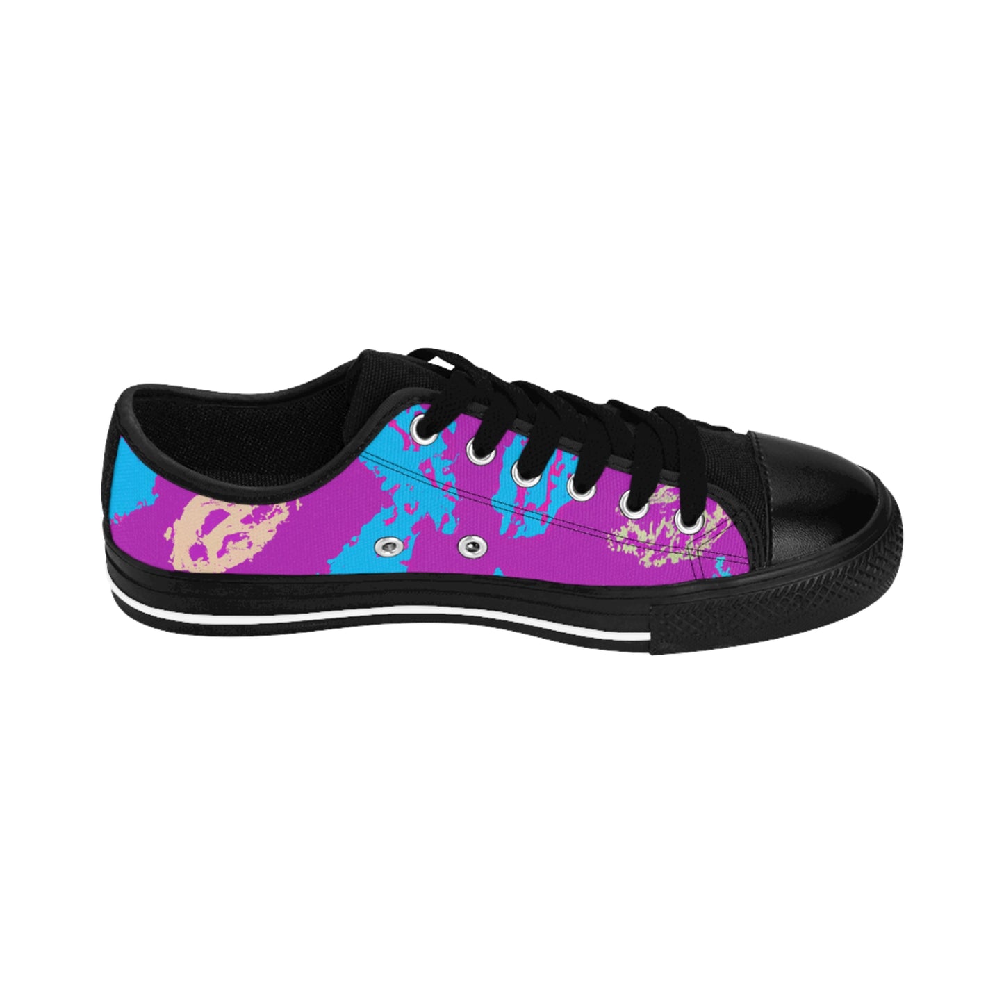 Luis Perez, an ambitious Spanish shoemaker from the 1500s. He has a deep love for craftsmanship, and a special passion for traditional Spanish leatherworking. With an eye for elegance and detail, Luis creates intricate designs that feature orn-low top